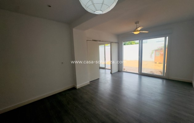 Revente - Villa - Torrevieja - Aguas nuevas