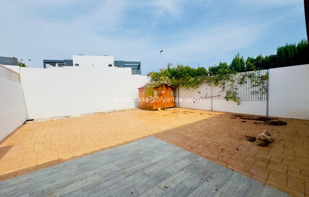 Revente - Villa - Torrevieja - Aguas nuevas