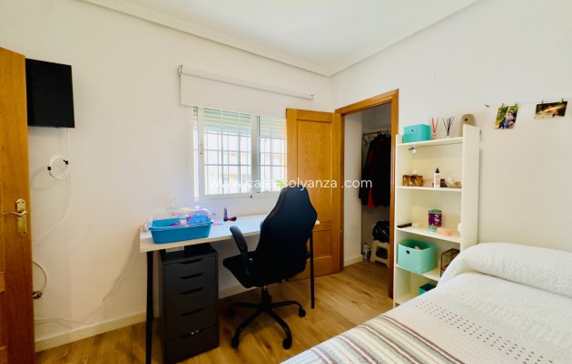 Revente - Appartement - Torrevieja - CENTER