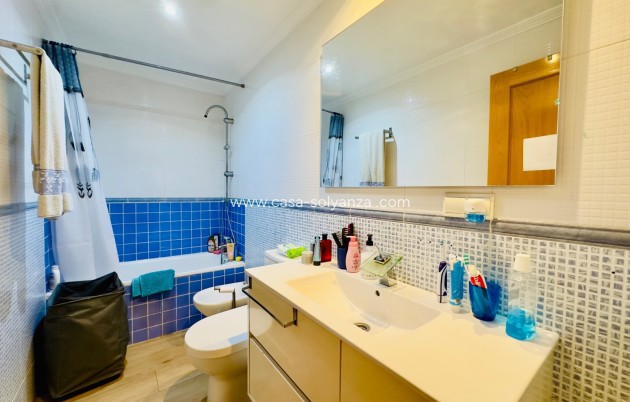 Revente - Appartement - Torrevieja - CENTER