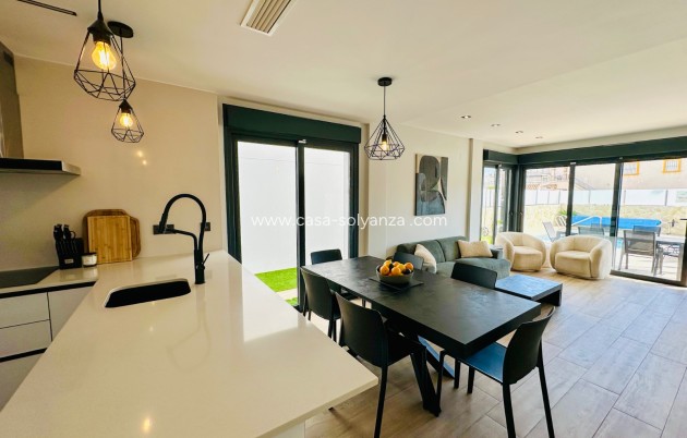 Revente - Villa - Orihuela Costa - Punta Prima