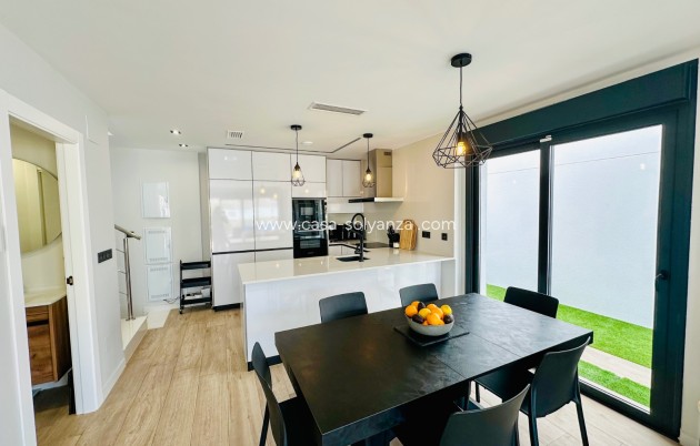 Revente - Villa - Orihuela Costa - Punta Prima