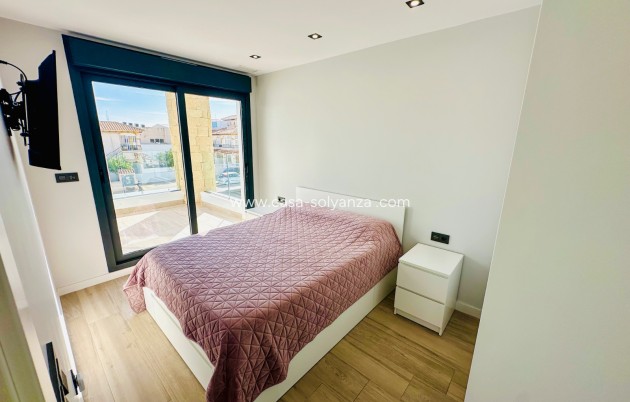 Revente - Villa - Orihuela Costa - Punta Prima