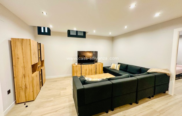 Revente - Villa - Orihuela Costa - Punta Prima