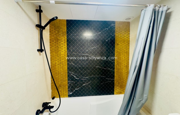 Revente - Appartement - Torrevieja - Playa del Acequión