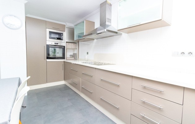 Revente - Appartement - Torrevieja - Beach