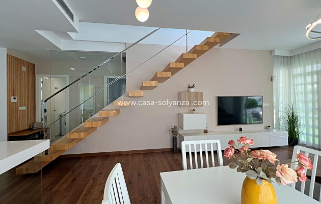 Revente - Villa - Pilar de la Horadada - Pueblo Latino