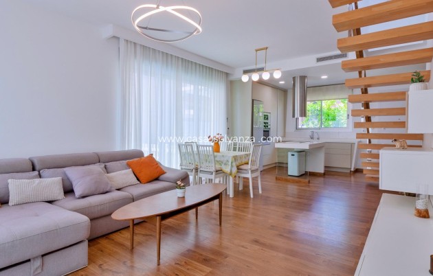 Revente - Villa - Pilar de la Horadada - Pueblo Latino