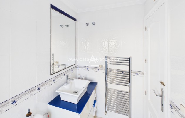 Wiederverkauf - Villa - Pinar de Campoverde