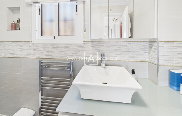 Wiederverkauf - Villa - Pinar de Campoverde