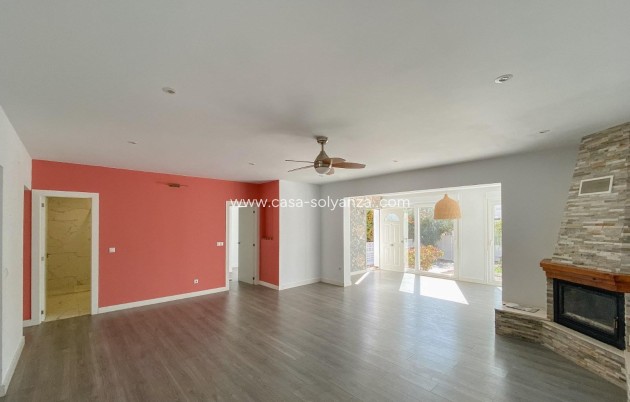 Revente - Villa - Torrevieja - Aguas nuevas