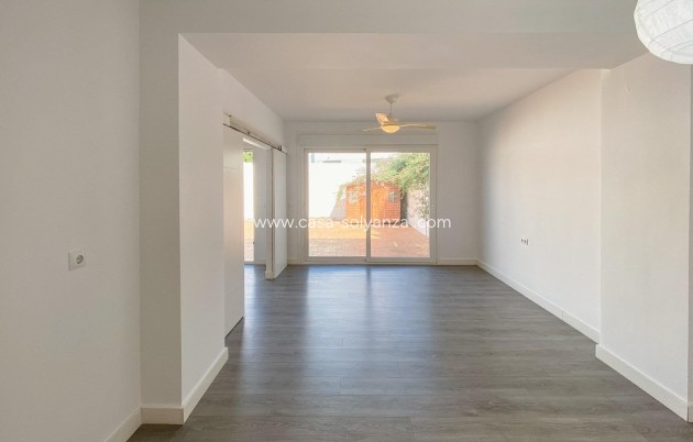 Revente - Villa - Torrevieja - Aguas nuevas