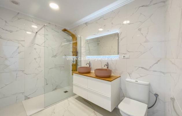 Revente - Villa - Torrevieja - Aguas nuevas