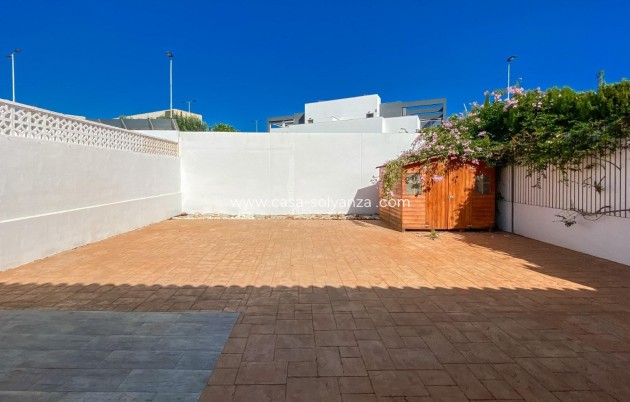 Revente - Villa - Torrevieja - Aguas nuevas