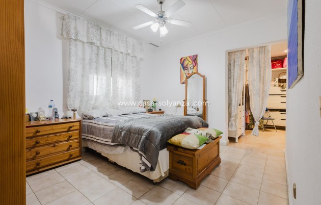 Wiederverkauf - Villa - Torrevieja - La Siesta