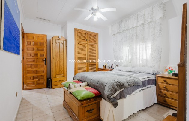 Wiederverkauf - Villa - Torrevieja - La Siesta