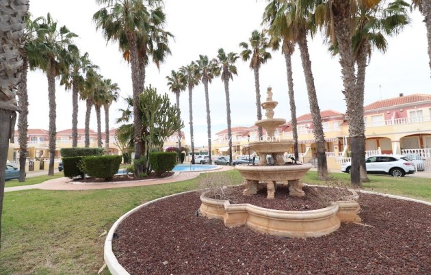 Revente - Semi-detached house - Orihuela Costa - La Zenia