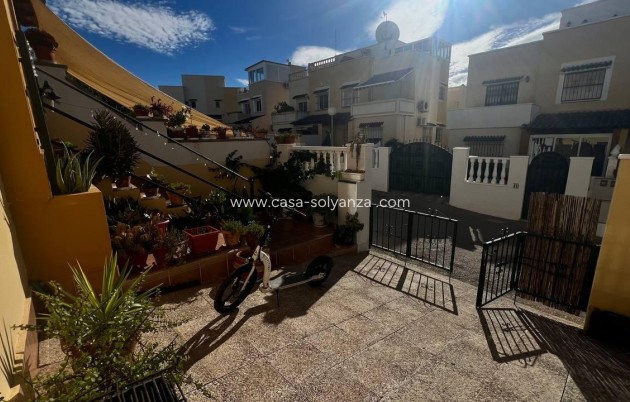 Revente - Maison de ville - Orihuela Costa - Los Almendros-La Florida