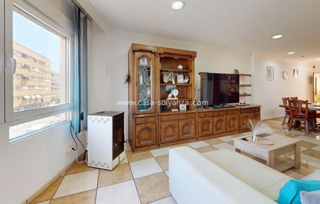 Herverkoop - Appartement / flat - Torrevieja - Puerto Deportivo