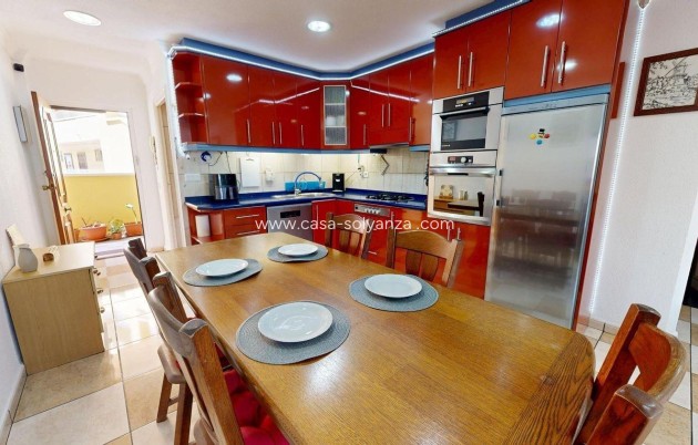 Herverkoop - Appartement / flat - Torrevieja - Puerto Deportivo