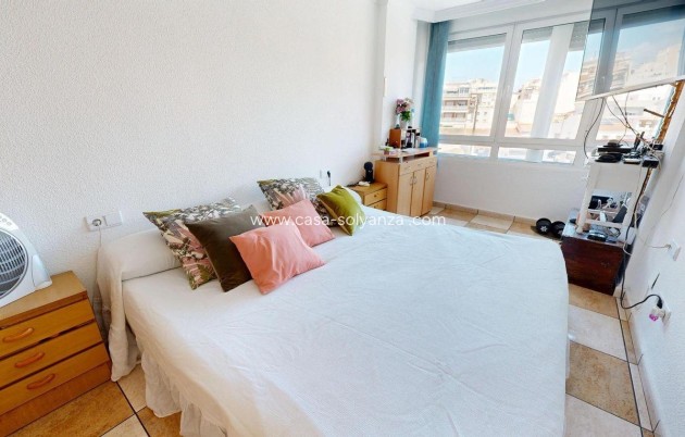 Herverkoop - Appartement / flat - Torrevieja - Puerto Deportivo