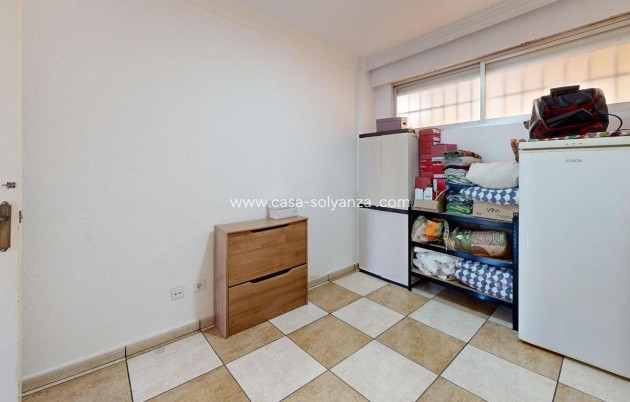 Herverkoop - Appartement / flat - Torrevieja - Puerto Deportivo