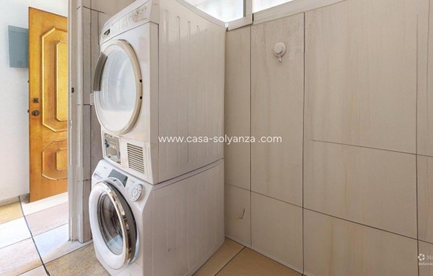 Herverkoop - Appartement / flat - Torrevieja - Puerto Deportivo