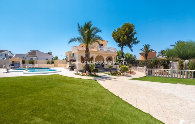 Revente - Villa - Torrevieja - El chaparral