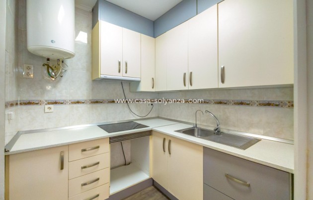 Resale - Apartment / flat - Torrevieja