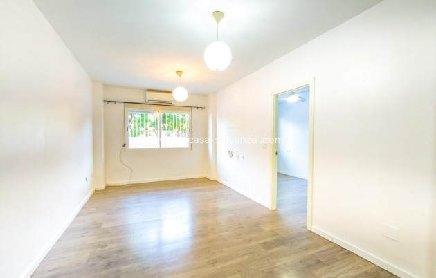 Resale - Apartment / flat - Torrevieja