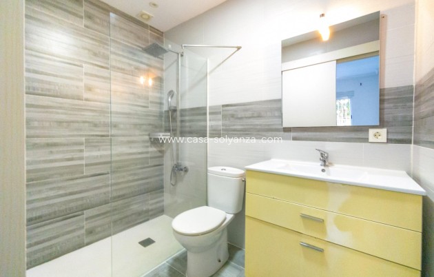 Resale - Apartment / flat - Torrevieja