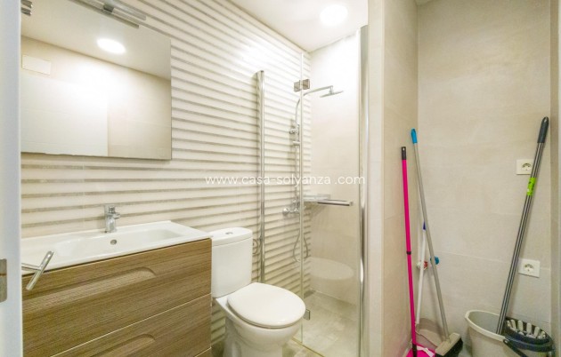 Resale - Apartment / flat - Torrevieja