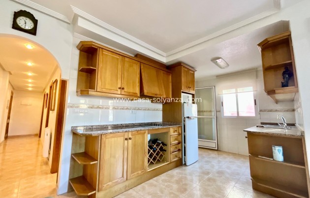 Resale - Apartment / flat - Torrevieja - PARQUE DE LAS NACIONES