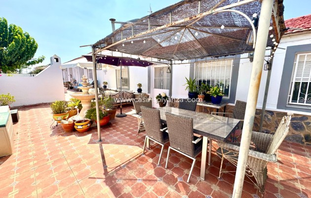 Revente - Villa - Dolores - Comunidad Valenciana