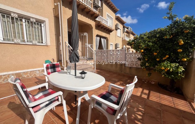 Wiederverkauf - Stadthaus - Villamartin - Villamartín