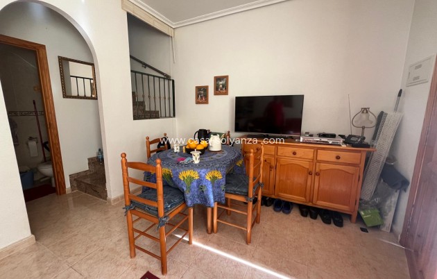 Wiederverkauf - Stadthaus - Villamartin - Villamartín