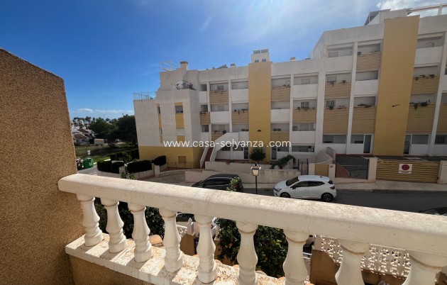 Wiederverkauf - Stadthaus - Villamartin - Villamartín