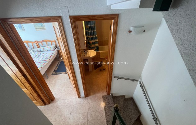 Wiederverkauf - Stadthaus - Villamartin - Villamartín