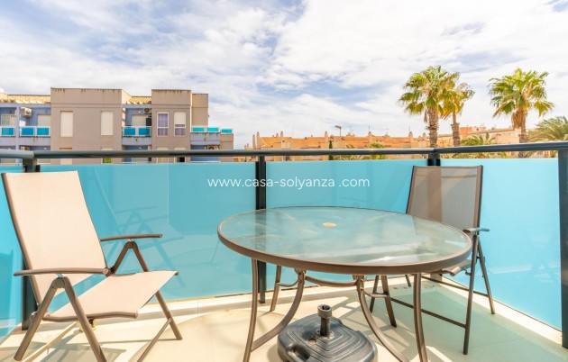 Resale - Apartment / flat - Torrevieja - Estacion de autobuses