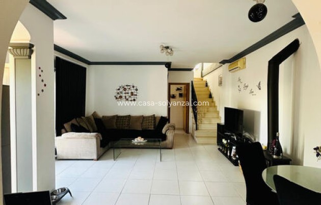 Wiederverkauf - Villa Detached - Los Montesinos