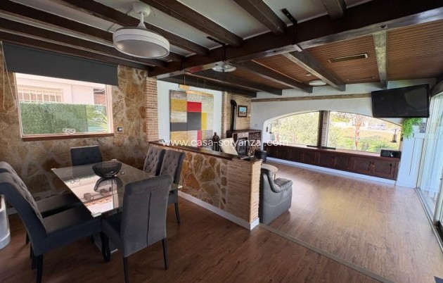 Wiederverkauf - Villa - Orihuela Costa