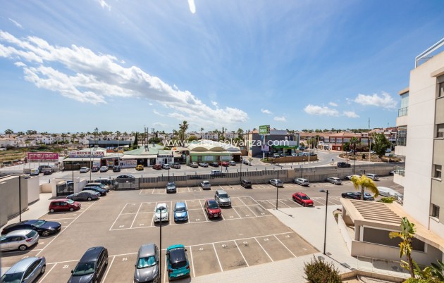 Wiederverkauf - Wohnung - Villamartin - Villamartín