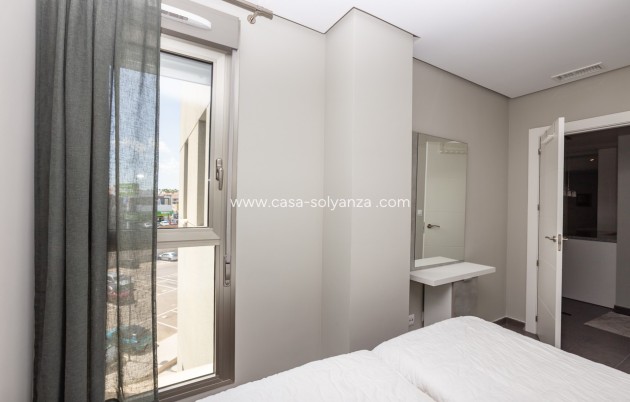 Wiederverkauf - Wohnung - Villamartin - Villamartín