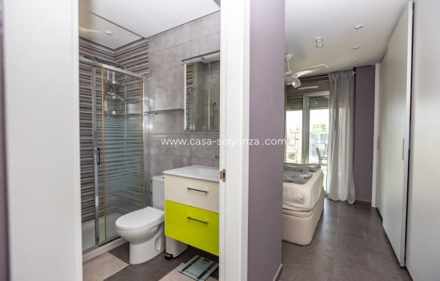 Wiederverkauf - Wohnung - Villamartin - Villamartín