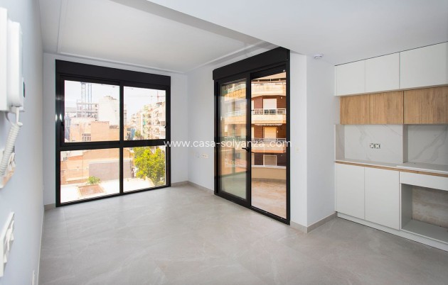 Herverkoop - Appartement / flat - Torrevieja - Beach