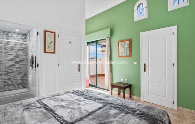 Wiederverkauf - Stadthaus - Orihuela Costa - La Zenia