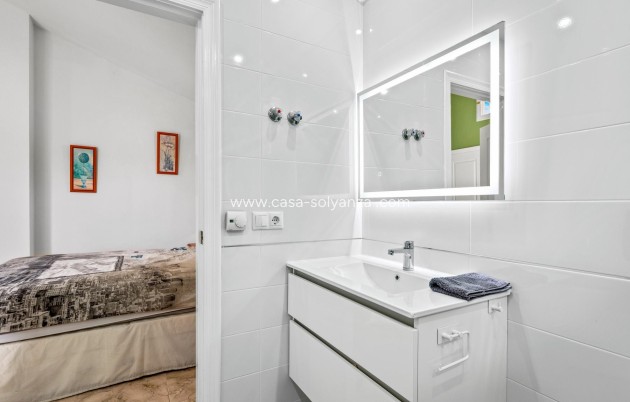 Wiederverkauf - Stadthaus - Orihuela Costa - La Zenia