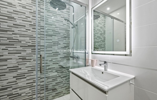 Wiederverkauf - Stadthaus - Orihuela Costa - La Zenia