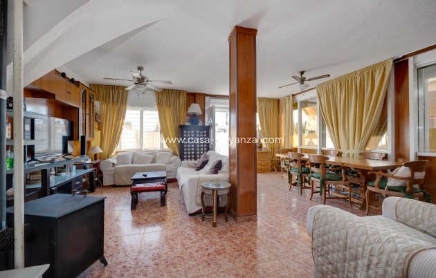 Herverkoop - Herenhuis - Torrevieja - La Siesta