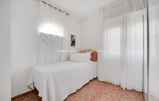 Herverkoop - Herenhuis - Torrevieja - La Siesta